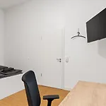 Modernes Loft - Hochwertig, Zentral & Seenaehe